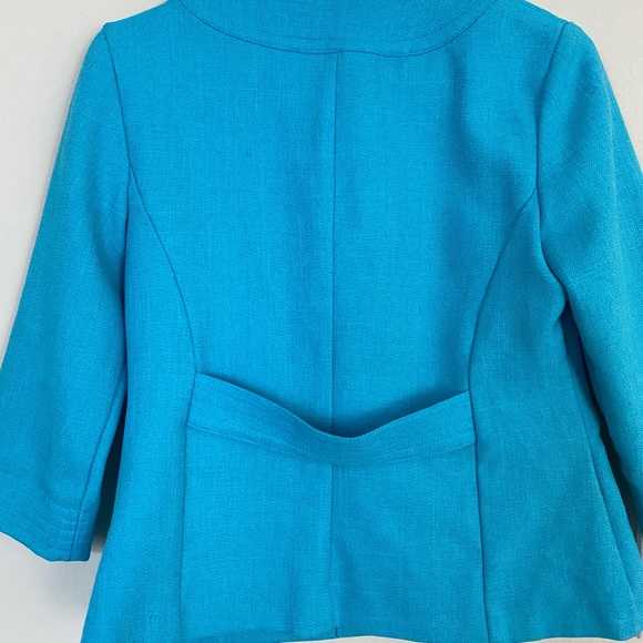 Blazer - Picture 3 of 4